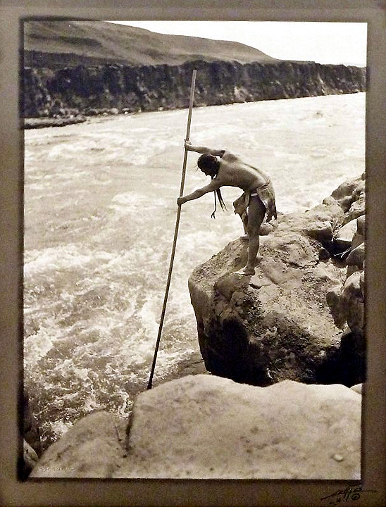 EDWARD CURTIS THE FISHERMAN WISHAM FISHERMAN DAVID HOWARD TRIBAL ART