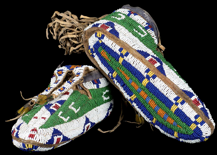 NATIVE AMERICAN SIOUX CEREMONIAL MOCCASINS DAVID HOWARD TRIBAL ART