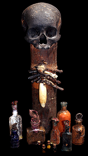 DAYAK HUMAN SKULL MEDICINE BOX HUMAN SKULL