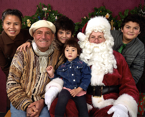 David Howard his wife Fawn his two sons Jack and Tyler and Daughter "San" December 2018