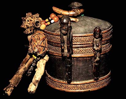 DAYAK MEDICINE BOX DAVID HOWARD TRIBAL ART