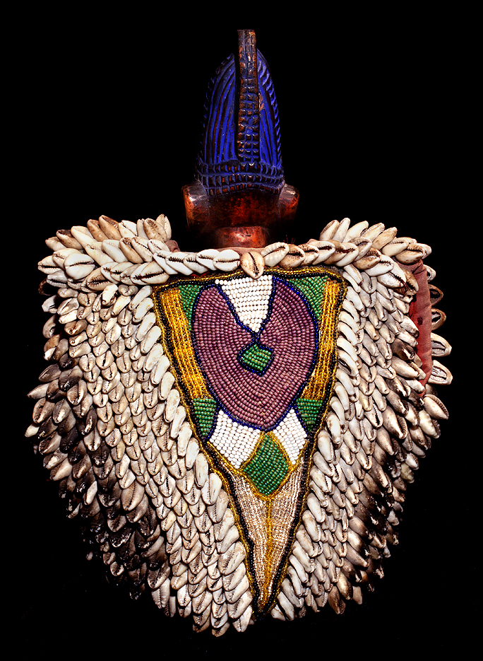 IBEJI STATUE COWRIE SHELL BEADED JACKET