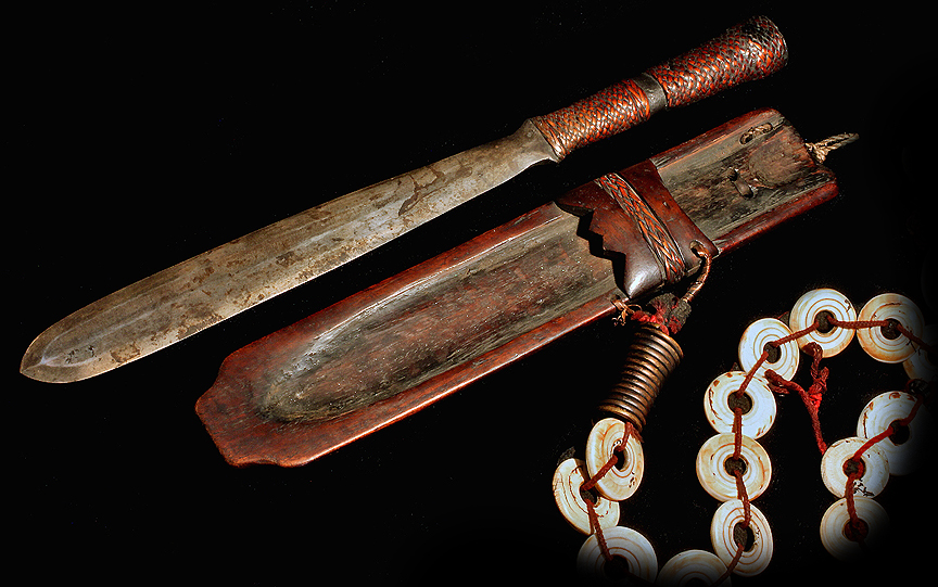 Ifugao Bolo Dagger Ginutto Shell Belt David Howard Tribal Art