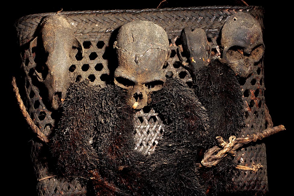 KONYAK NAGA HEAD TAKING BASKET