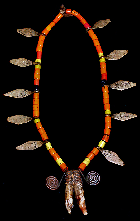 Ethnic Jewelry,Folk Art Naga Beads Nepal Jewelry Brass tribe horn Pendants 